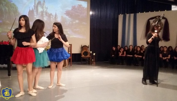 (Un) Happily Ever After - The Show